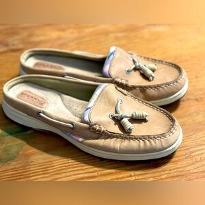 Women’s Sperry’s leather slip ons NEW size 8.5